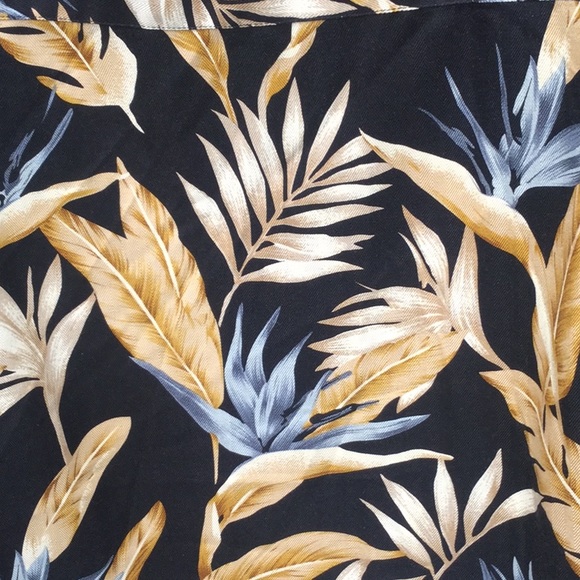 🌴NWOT Jos.A.Bank Mens Unisex Hawaiian Style Sz Med 100% Silk Shirt Must Have🌴 - Picture 6 of 10